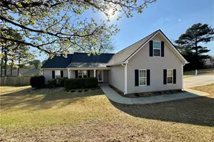 920 Roxeywood Dr, Winder, GA 30680 - Photo 1