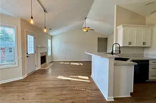 920 Roxeywood Dr, Winder, GA 30680 - Photo 4