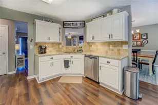 530 Windermere Dr, Loganville, GA 30052 - Photo 16