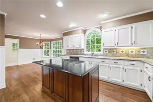 2205 Parliament Dr, Lawrenceville, GA 30043 - Photo 30