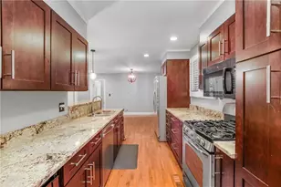 3643 Woodstream Cir NE, Atlanta, GA 30319 - Photo 10