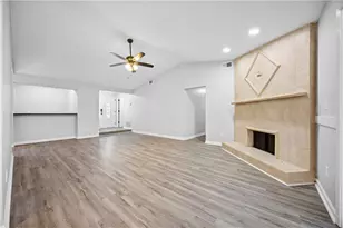 10090 Timberstone Rd, Alpharetta, GA 30022 - Photo 4