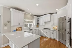 4585 Park Brooke Ct, Cumming, GA 30040 - Photo 10