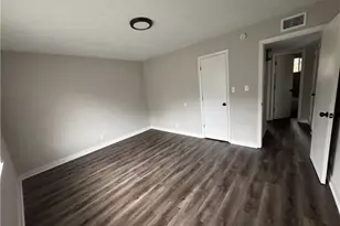 393 Stone Mountain St, Lawrenceville, GA 30046 - Photo 6