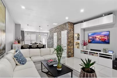 205 Devonshire Drive, Alpharetta, GA 30022 - Photo 8