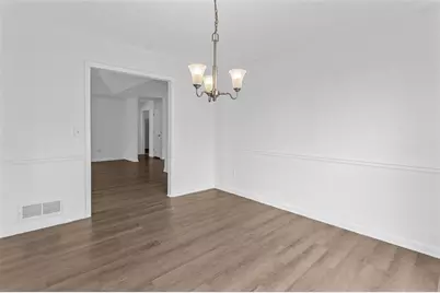 870 Hounds Ridge Court, Lawrenceville, GA 30043 - Photo 4