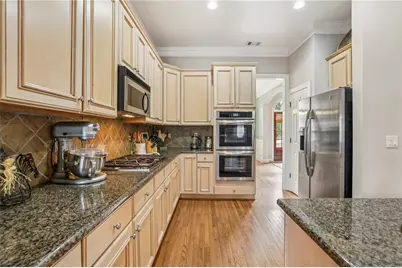 1200 Dunwoody Village Drive, Dunwoody, GA 30338 - Photo 10