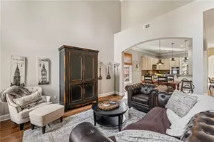 1200 Dunwoody Village Dr, Dunwoody, GA 30338 - Photo 16