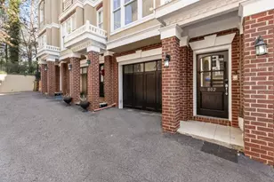 802 Clifton Heights Ln NE, Atlanta, GA 30329 - Photo 6