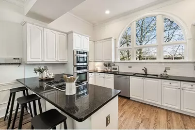 802 Clifton Heights Lane NE, Atlanta, GA 30329 - Photo 2