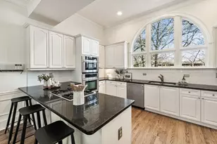 802 Clifton Heights Ln NE, Atlanta, GA 30329 - Photo 2