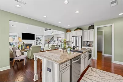 210 Brookwood Estates Drive, Alpharetta, GA 30005 - Photo 16