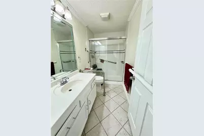 1800 Clairmont Lake #A630, Decatur, GA 30033 - Photo 16