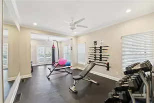 3 Plantation Dr NE, Atlanta, GA 30324 - Photo 10