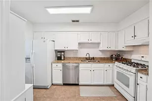 3 Plantation Dr NE, Atlanta, GA 30324 - Photo 6