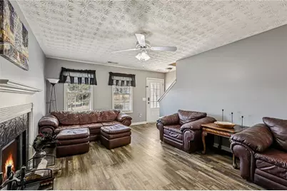 3008 Cedar Glen Run, Gainesville, GA 30507 - Photo 2