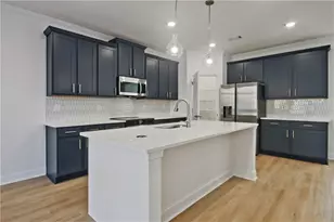 7375 Rocklin Ln, Flowery Branch, GA 30542 - Photo 10