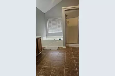 561 Hillandale Park Drive, Lithonia, GA 30058 - Photo 12