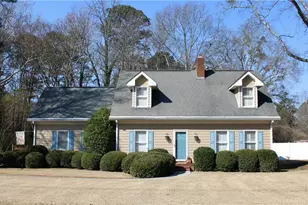 136 Alexander Ct, Winder, GA 30680 - Photo 1