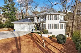 3631 Tanglewood Dr, Atlanta, GA 30339 - Photo 2