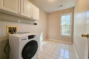 2825 Binghampton Ln, Lawrenceville, GA 30044 - Photo 10