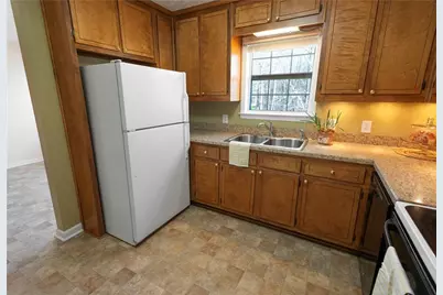 7231 Ironwood Drive, Gainesville, GA 30507 - Photo 10