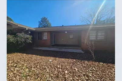 1058 Phillips Circle, Forest Park, GA 30297 - Photo 16