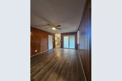 1058 Phillips Circle, Forest Park, GA 30297 - Photo 6