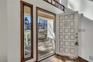 1146 Rolling Green Dr, Acworth, GA 30102 - Photo 2