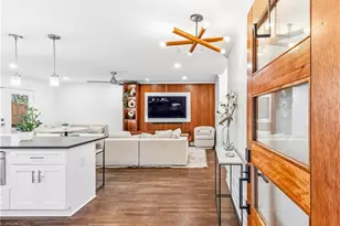 2002 Kenwood Pl SE, Smyrna, GA 30082 - Photo 4