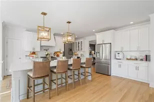 220 Southern Hill Dr, Johns Creek, GA 30097 - Photo 8