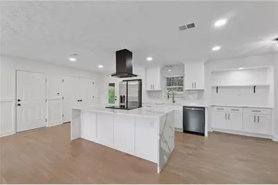 2103 Forest Court, Snellville, GA 30078 - Photo 10