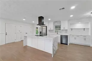 2103 Forest Ct, Snellville, GA 30078 - Photo 10