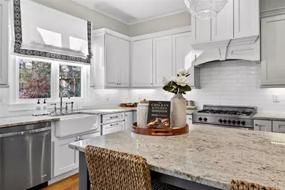 2375 Logan Circle NE, Brookhaven, GA 30319 - Photo 12