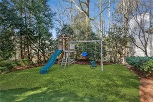 985 Club Commons Cir NE, Brookhaven, GA 30319 - Photo 34