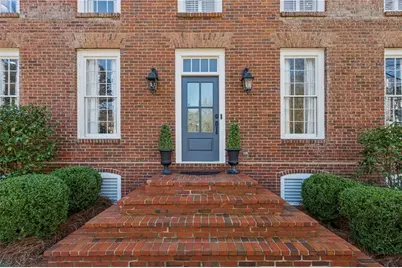 985 Club Commons Circle NE, Brookhaven, GA 30319 - Photo 2