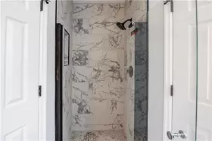 5281 Bridgewater Trce, Stone Mountain, GA 30088 - Photo 6