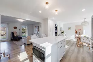 6417 Rosecommon Dr, Peachtree Corners, GA 30092 - Photo 10