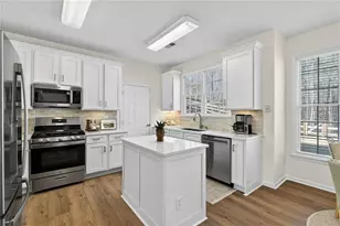 2021 Aldbury Ln, Woodstock, GA 30189 - Photo 10