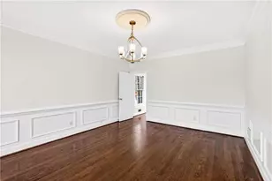 2428 Kings Arms Dr NE, Atlanta, GA 30345 - Photo 8