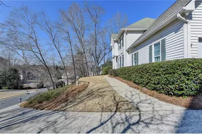 5020 Berkshire Court, Suwanee, GA 30024 - Photo 4