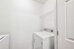 3334 Peachtree Rd NE, Atlanta, GA 30326 - Photo 16