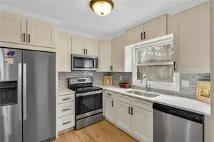 1457 Bentley Ln SE, Marietta, GA 30067 - Photo 6