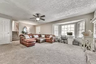 921 White Stag Ln, Canton, GA 30115 - Photo 2