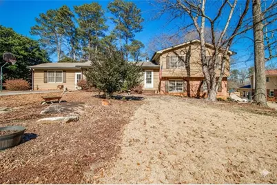 1733 Lamancha Drive, Lawrenceville, GA 30044 - Photo 6