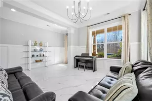 5955 Pennant Ln, Suwanee, GA 30024 - Photo 6