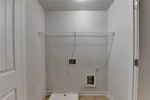 829 Still Hill Ln, Lawrenceville, GA 30045 - Photo 58