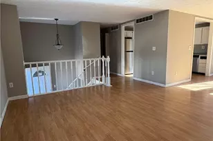 10415 Plantation Bridge Dr, Alpharetta, GA 30022 - Photo 6