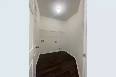 3870 Parham Way, Atlanta, GA 30349 - Photo 6