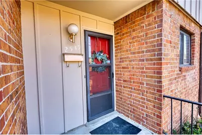 2539 Bradford Square NE, Atlanta, GA 30345 - Photo 2